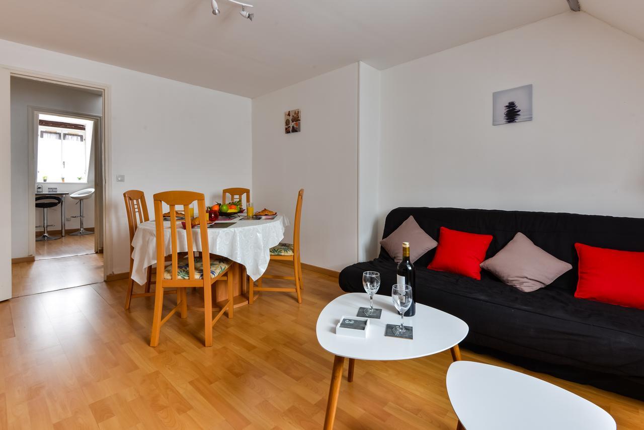 Duplex Du Pollet Apartment Dieppe Bagian luar foto
